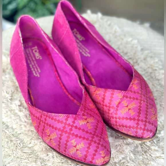 TOMS Jutti Neat Women's Pink Pointed Toe Boho Geometric Flats Size 7.5 - Picture 2 of 8